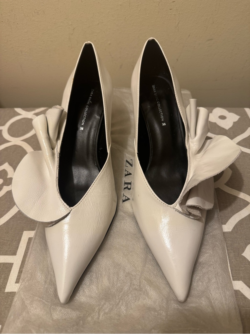 Zara White Pointed Toe Heels with Floral Accent